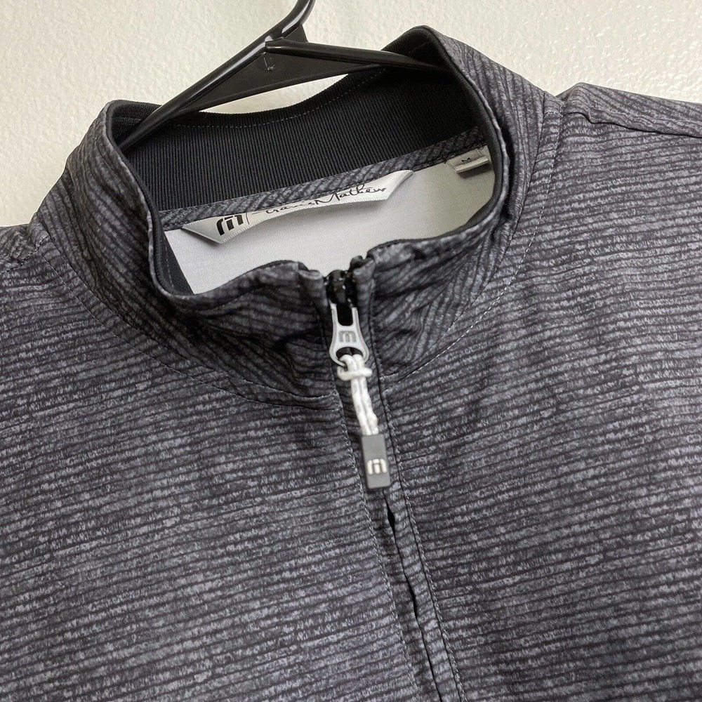Travis Matthew Pullover Mens Medium Golf 1/2 Zip Performance Outdoor Pockets - Picture 4 of 11